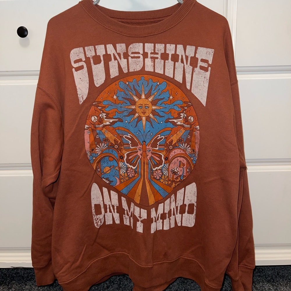 Hollister Crewneck